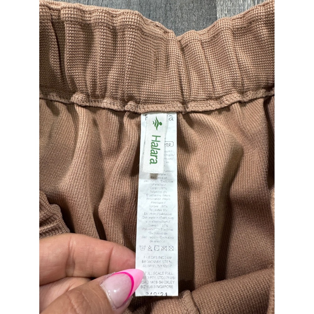 Halara Tan Beige High Waisted Wide Leg Pleated Trousers Pants Medium Regular - Picture 3 of 5